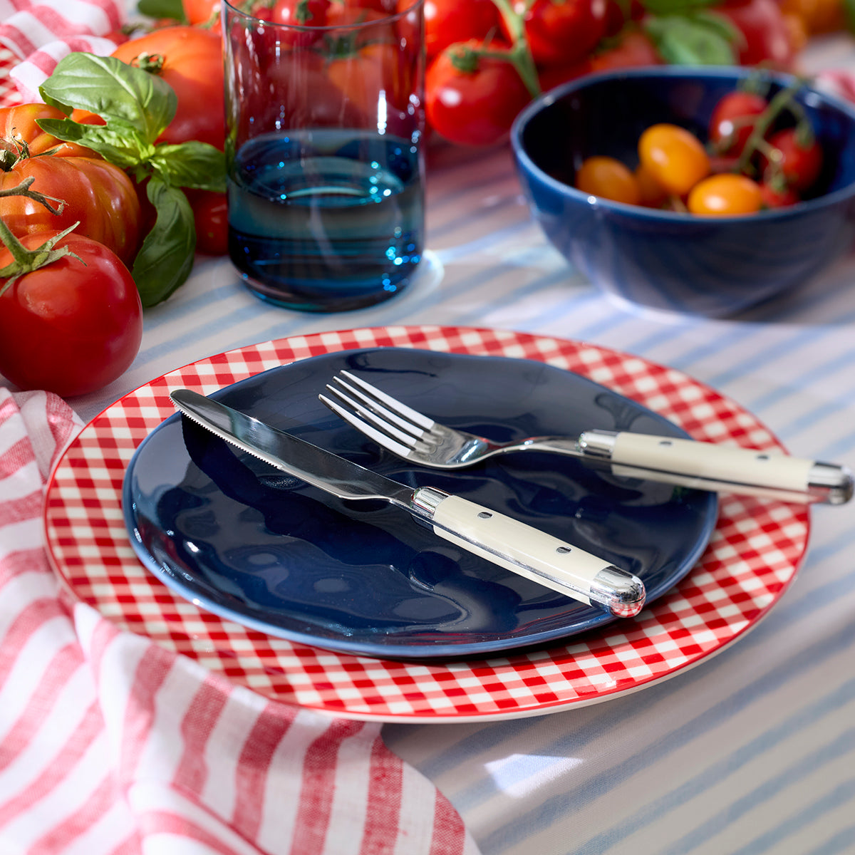Jubilee White 16 Piece Flatware Set